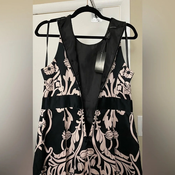 NWT INC International Concepts Pink & Black French Floral Dress Pockets Size 10 - Picture 8 of 10